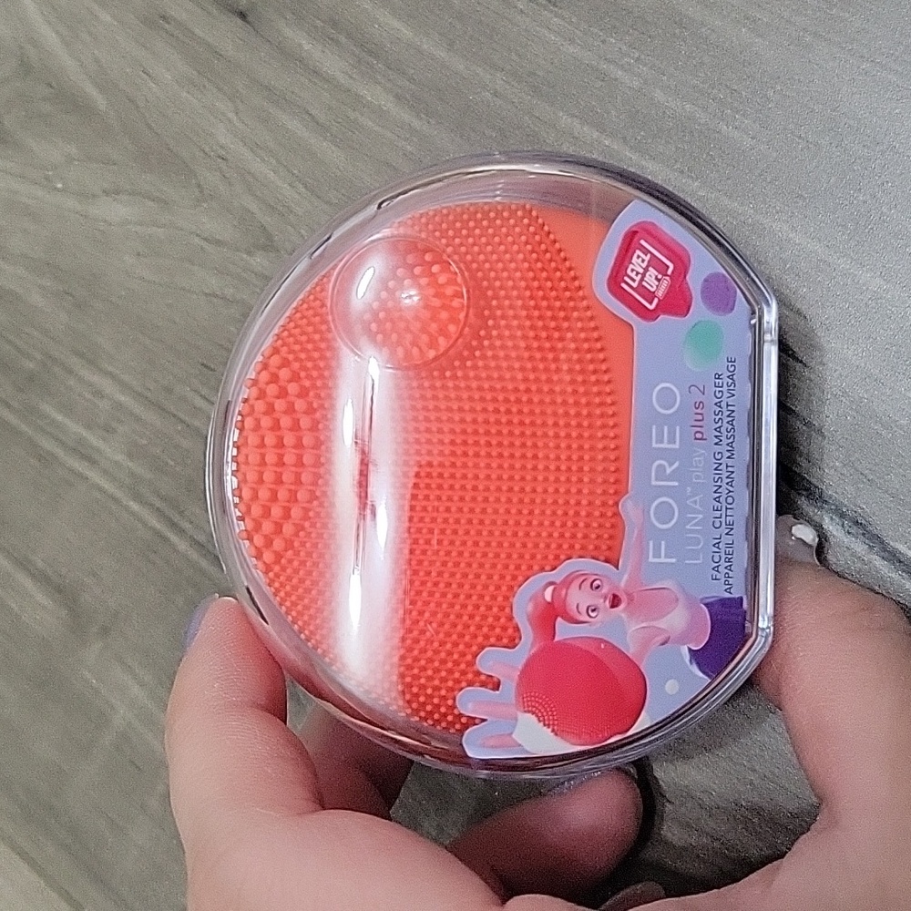 Foreo Luna Play Plus 2 Peach